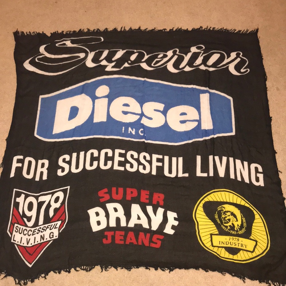 AUTHENTIC DIESEL SCARF